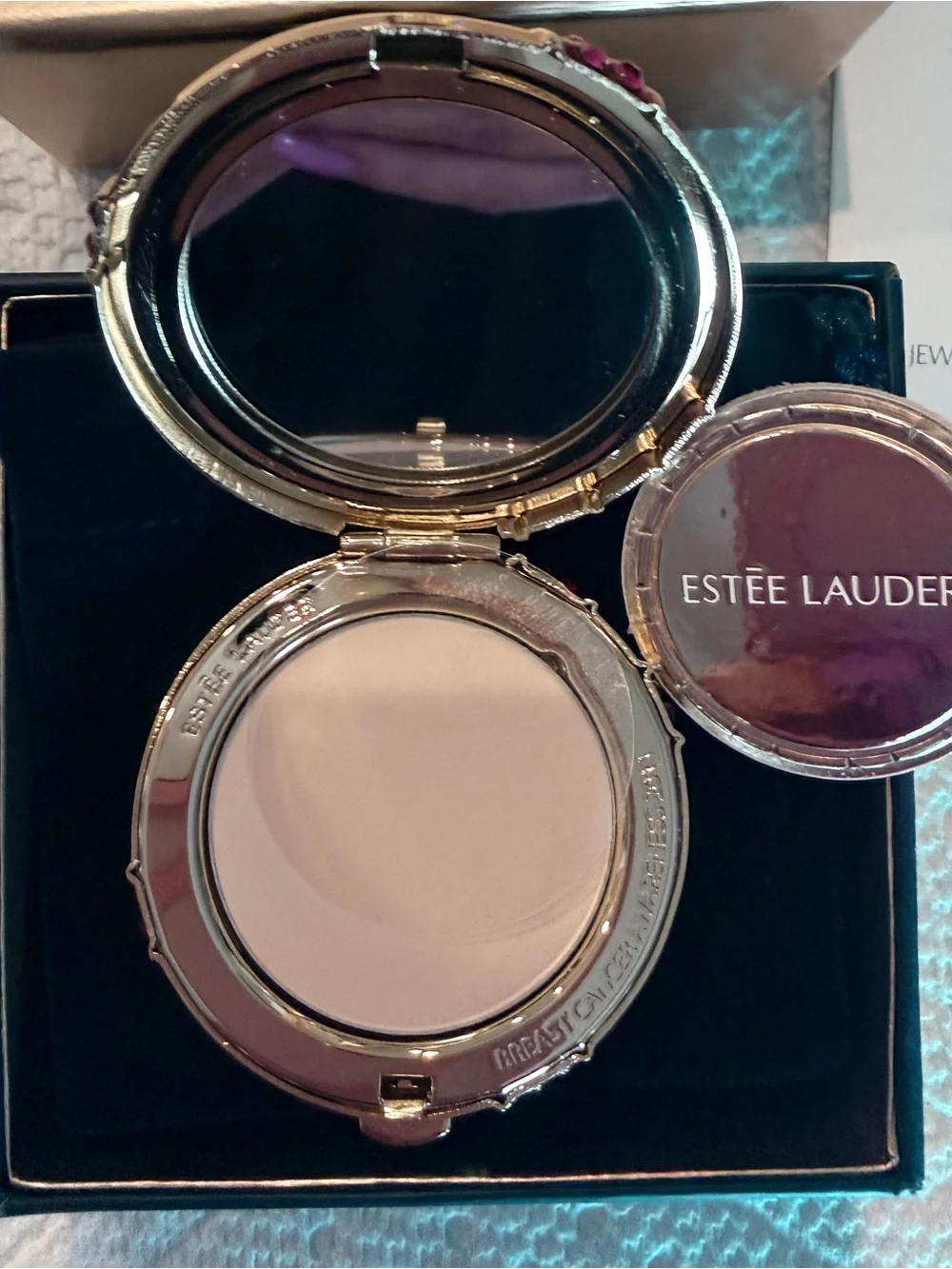 Estée Lauder pink ribbon compact